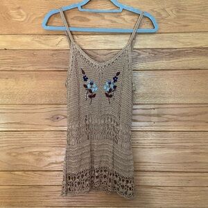 Y2K Wet Seal crochet floral embroidered tank top